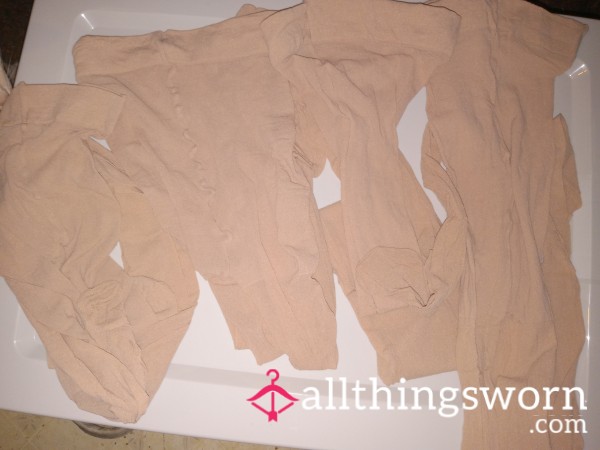 S**y Nude Pantyhose 20 Denier Sheer