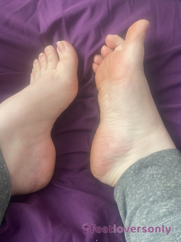 Showing Off My Arches And Soles