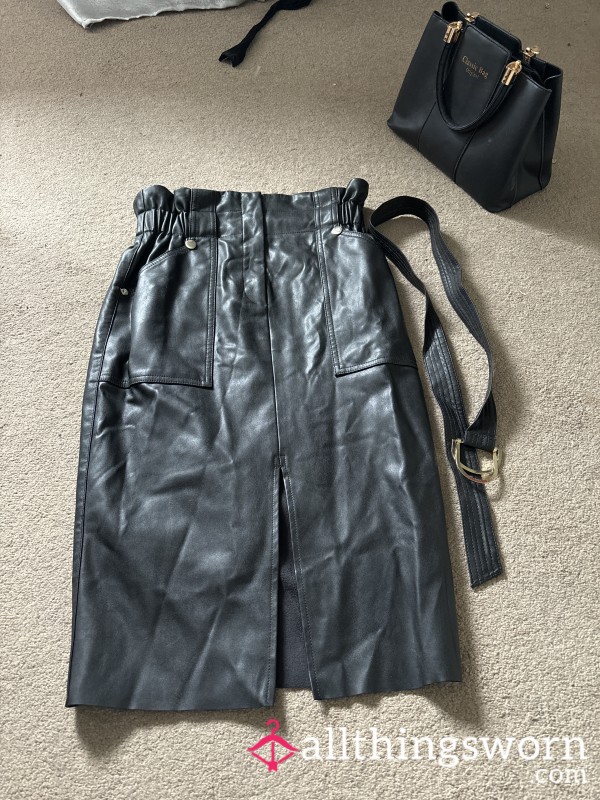 Size 10 Scrunched Waist PVC Leather Skirt