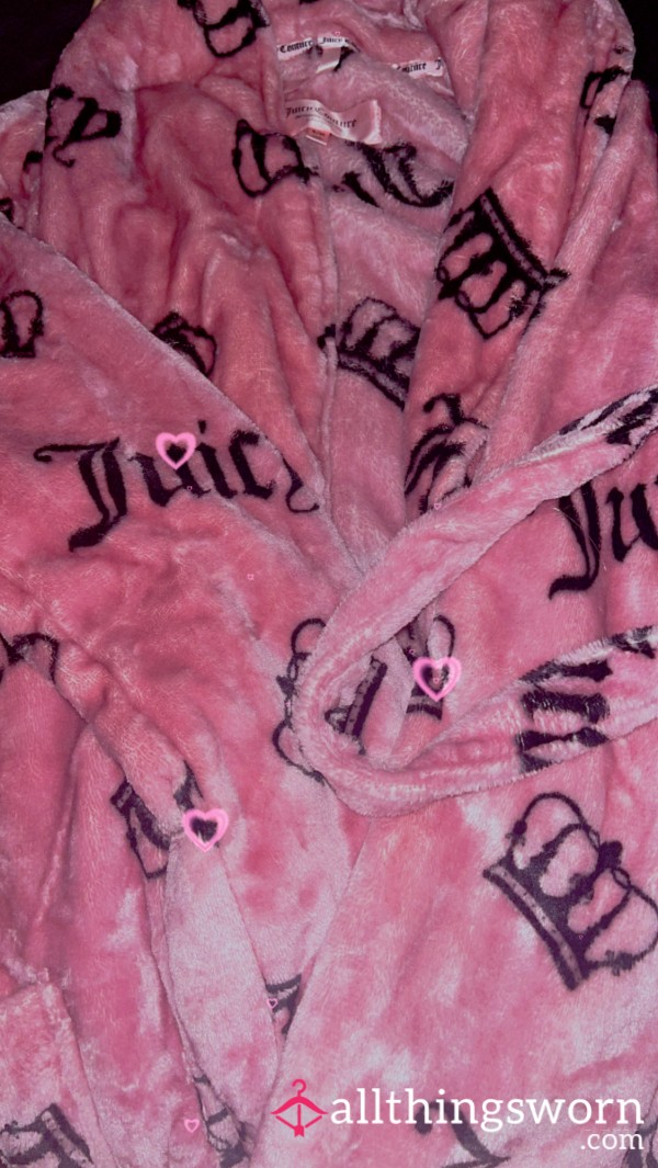 Size M (Fits To An L) Juicy Couture Fuzzy Furry Soft Bath Robe 💕