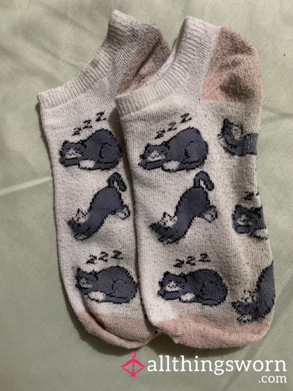 Sleepy Kitty Socks