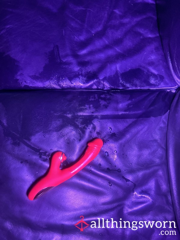 Squirting On My Red Vibrator❤️💦