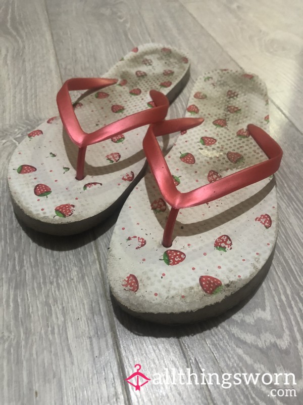 Summer 2024 Strawberry Flip-flops Uk 5/6