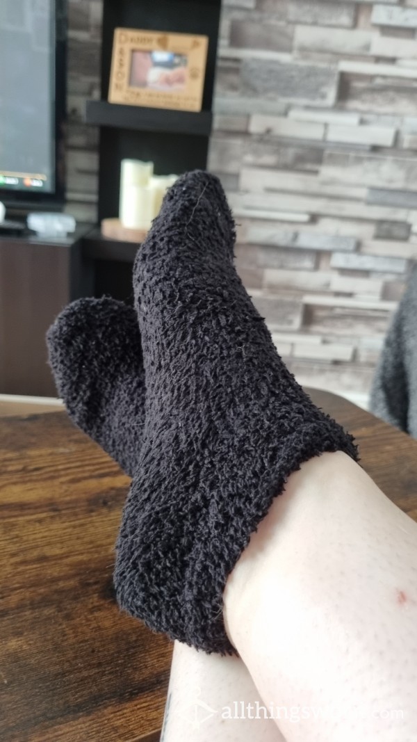 Sweaty Fluffy Socks