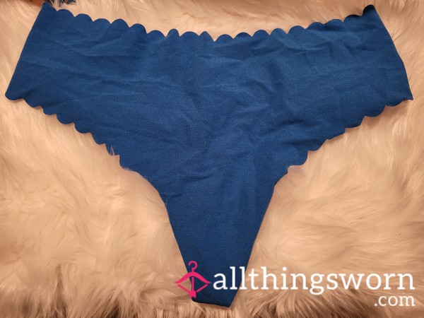 T23: XL Blue Scalloped No Show Thong