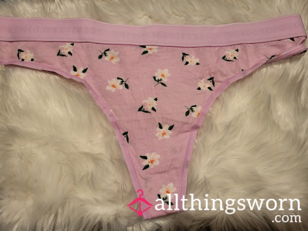 T27: XL Victoria Secret Pink Flor*l Thong