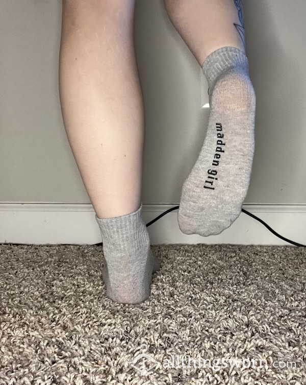 Thin Grey Crew Socks