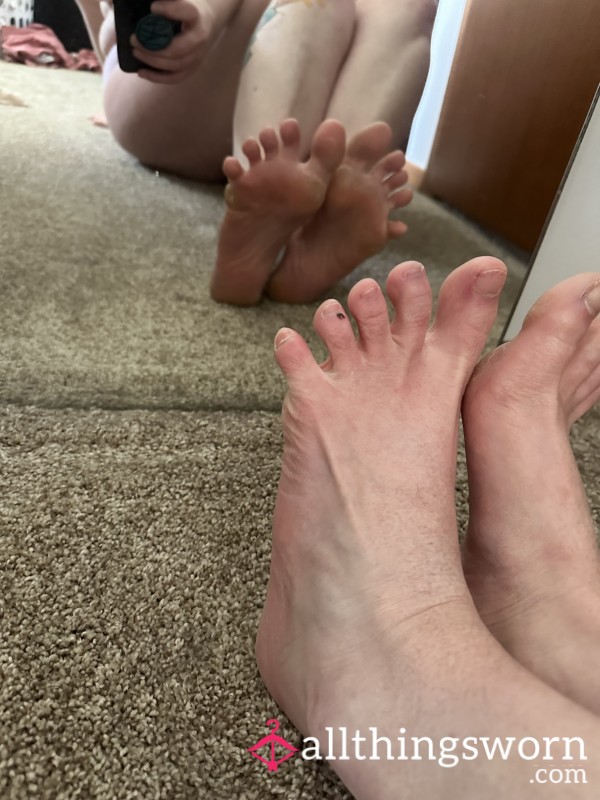 Treat Me To A Pedicure!