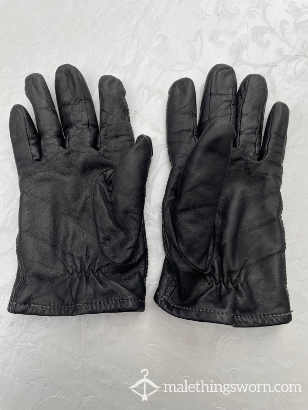 Used And Abused Hugo Boss Black Leather Gloves. Lined Size 8.5 Small