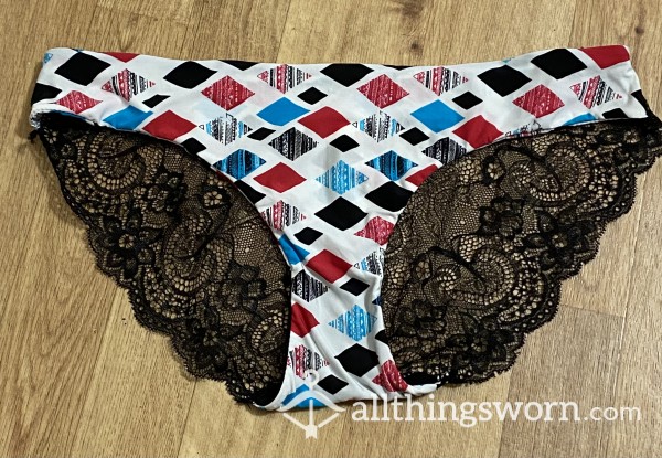 Used Women’s Geometric Print Lace Panties