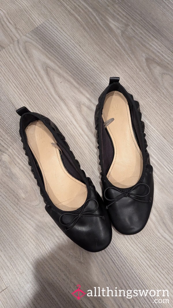 Very Old Black Flats