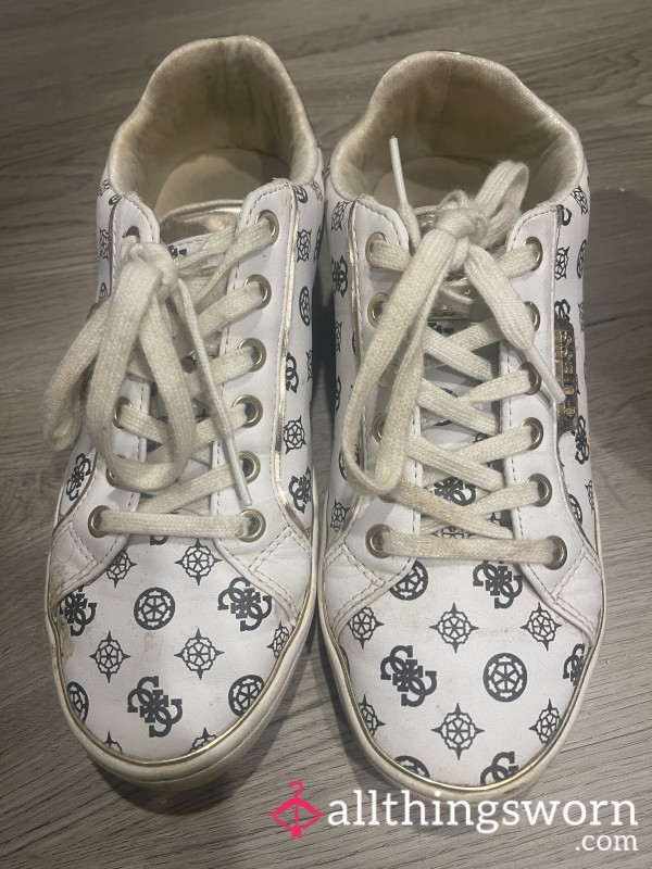 Very Smelly Guess Sneakers