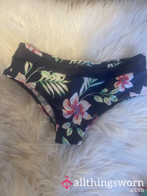 Victoria’s Secret Pink Tropical Floral Sexy Panty