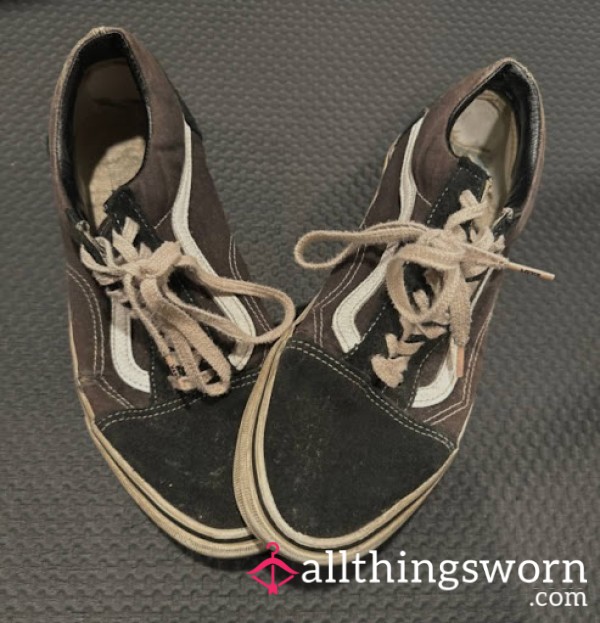 Well-Worn Vans – Aged To Perfection With Intense Aroma