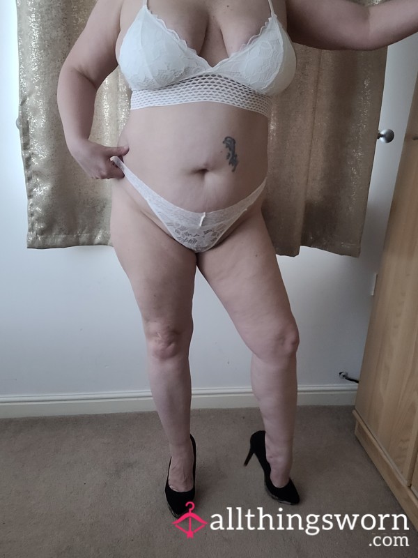 White Lace Bra And Knickers