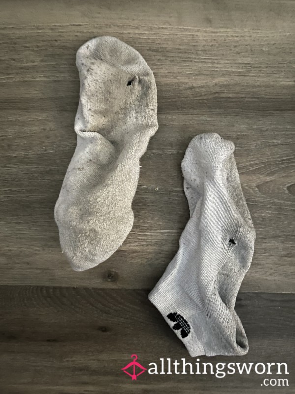 White No-Shoe Socks