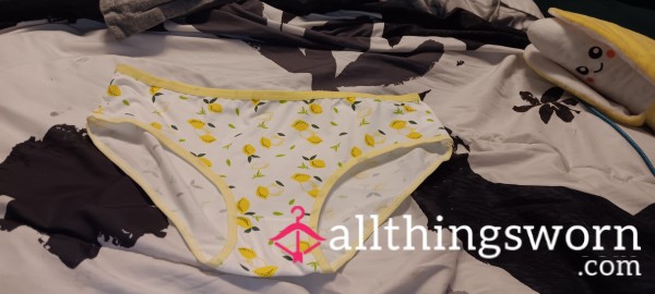 White & Yellow Lemon 🍋 Pattern Cotton Full Back Panties Size- XL