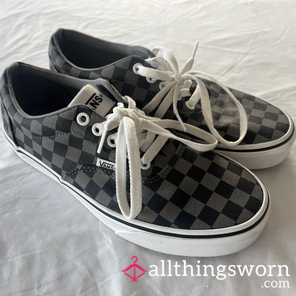 Worn Size 9 Womens Goth Vans Sneakers With Laces And Checker Print